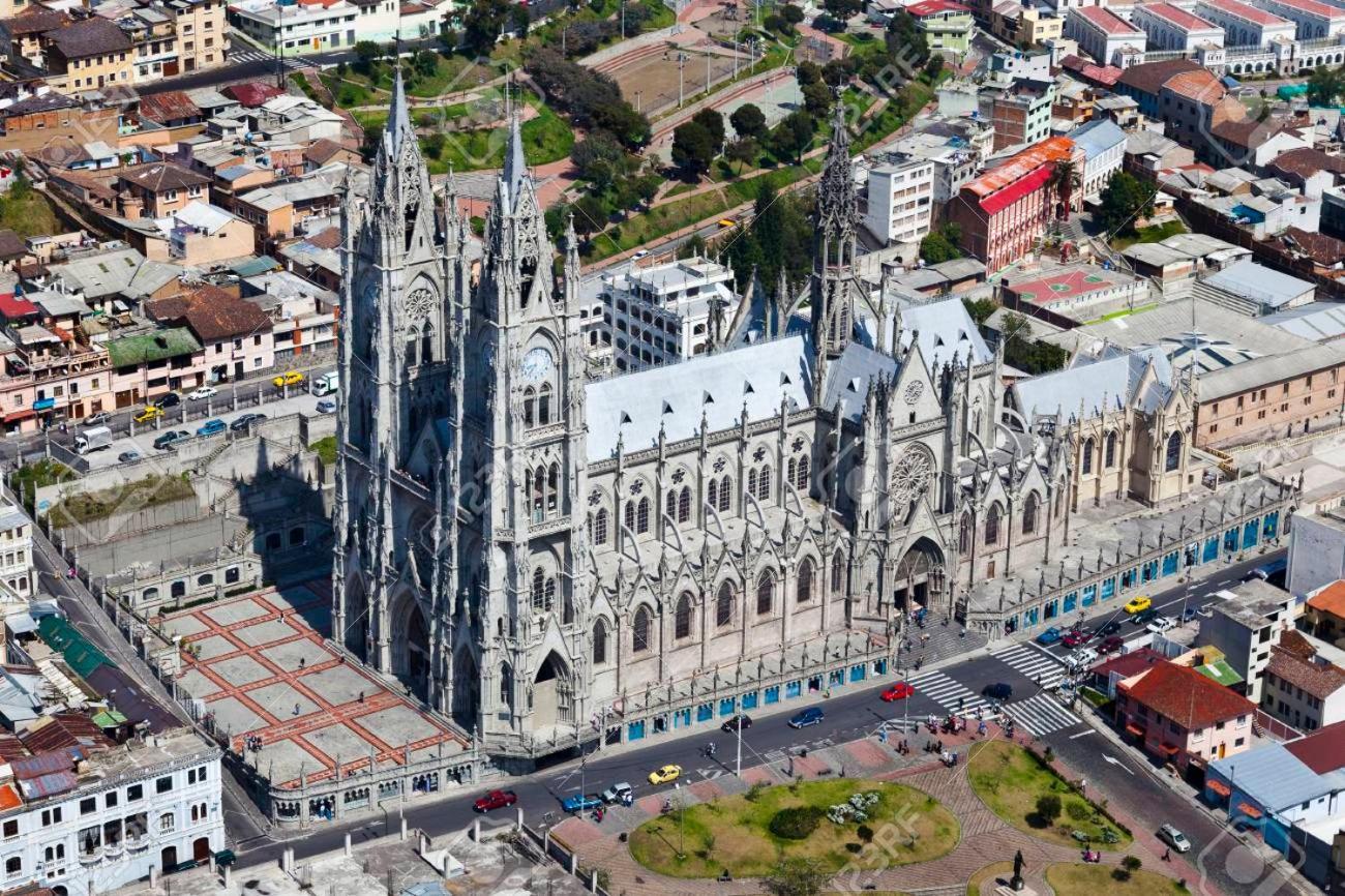 Departamento Junto A La Basilica Voto Nacional - Quito Apartment Exterior photo